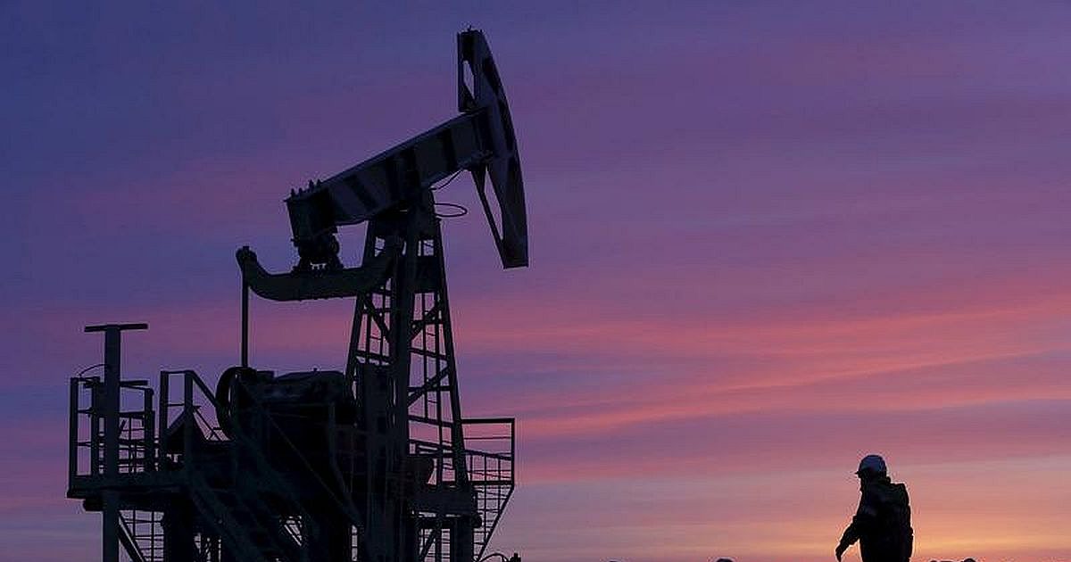 West Asia Disruption Keeps Oil Prices Firm, $100/bbl Risk Looms