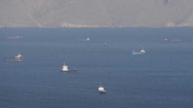 Falling Oil Prices Ease Global Inflation Risks Despite Strong US Dollar